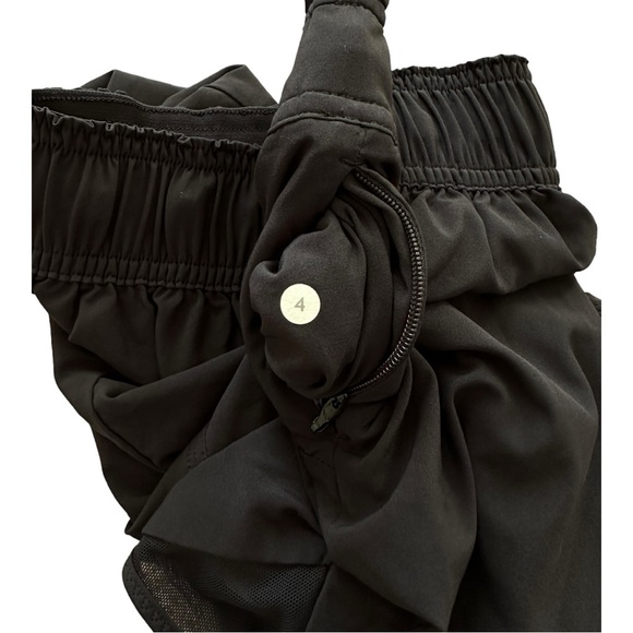 Lululemon reversible shorts - Picture 5 of 5